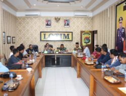 Bersama Instansi Terkait Polres Lotim Selesaikan Problema Galian C Yang Ada Di Lombok Timur