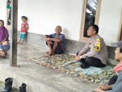 Bhabinkamtibmas Denggen Timur Laksanakan Silaturahmi untuk Jaga Kamtibmas dan Kesuksesan Ketahanan Pangan