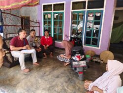 BHABINKAMTIBMAS DESA TEMBENG PUTIK AJAK TOKOH MASYARAKAT JAGA KAMTIBMAS MELALUI KEGIATAN RONDA MALAM